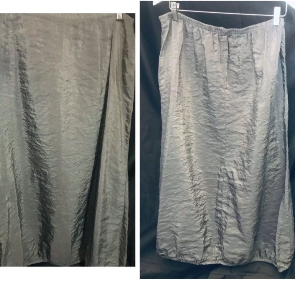 Bubble Skirt Cut Loose Iridescent Blue Metallic